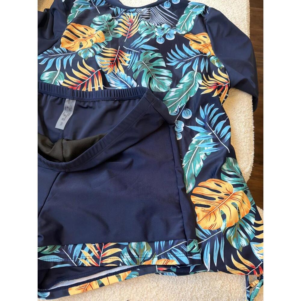 W Tropical Rash Guard Swimsuit Set Long Sleeve Top & Shorts Ruched Sides  S OXL